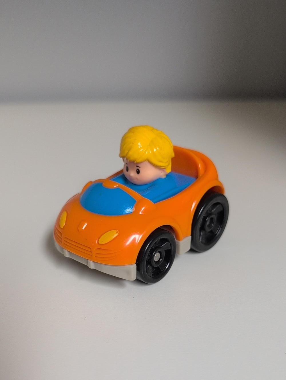 🩵3/$20🩵 Little People Wheelies 2015 Mattel Orange Car Blonde Hair